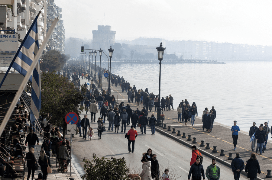 Απίστευτες εικόνες στη λεωφόρο Νίκης στη Θεσσαλονίκη που πεζοδρομήθηκε για 6 ώρες [φωτό] | iefimerida.gr 3