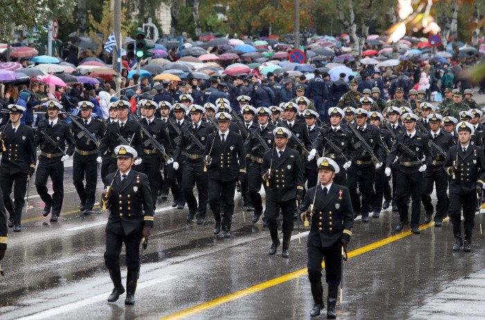 Μεγαλειώδης η στρατιωτική παρέλαση στη Θεσσαλονίκη [εικόνες] | iefimerida.gr 8
