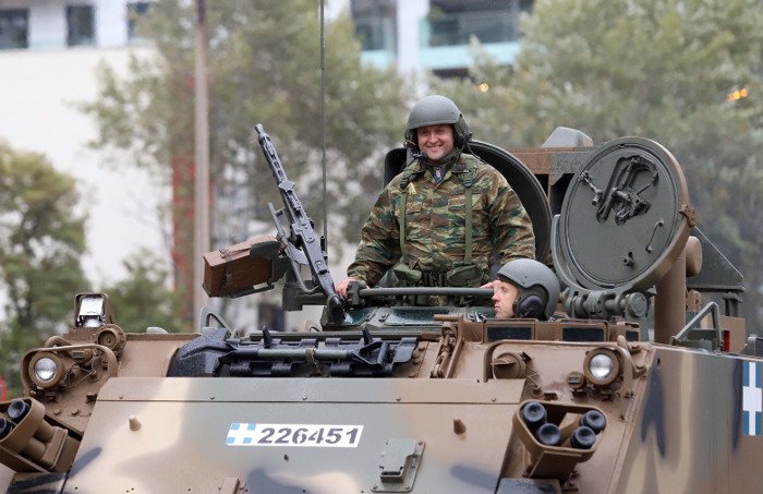 Μεγαλειώδης η στρατιωτική παρέλαση στη Θεσσαλονίκη [εικόνες] | iefimerida.gr 3