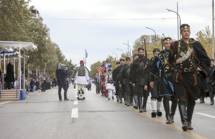 Μεγαλειώδης η στρατιωτική παρέλαση στη Θεσσαλονίκη [εικόνες] | iefimerida.gr 17