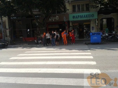 Ηθοποιοί διακωμωδούν εν μέση οδώ τους παραβάτες οδηγούς: Ξεκαρδιστικές σκηνές στους δρόμους της Θεσσαλονίκης [εικόνες] | iefimerida.gr 1