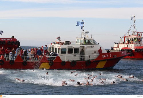 Με λαμπρότητα γιορτάστηκαν τα Θεοφάνεια σε όλη τη χώρα  [εικόνες] | iefimerida.gr 42