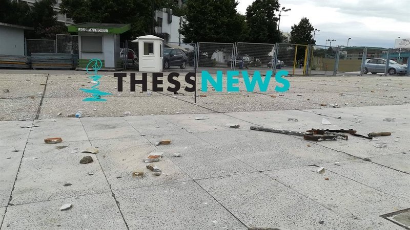 Θεσσαλονίκη: Βομβαρδισμένο τοπίο η ΔΕΘ μετά τα χθεσινά επεισόδια [εικόνες] | iefimerida.gr 0