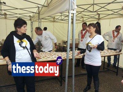 Κίνηση με νόημα: Ενα μπριάμ-μαμούθ από «άσχημα» λαχανικά μοίρασε δωρεάν ο δήμος Θεσσαλονίκης [εικόνες & βίντεο] | iefimerida.gr 3