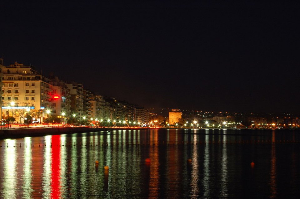 Süddeutsche Zeitung: Οι Θεσσαλονικείς μαθαίνουν ξανά την πόλη τους -Η ανάπλαση της παραλίας δίνει τον τόνο [εικόνες]   | iefimerida.gr 2