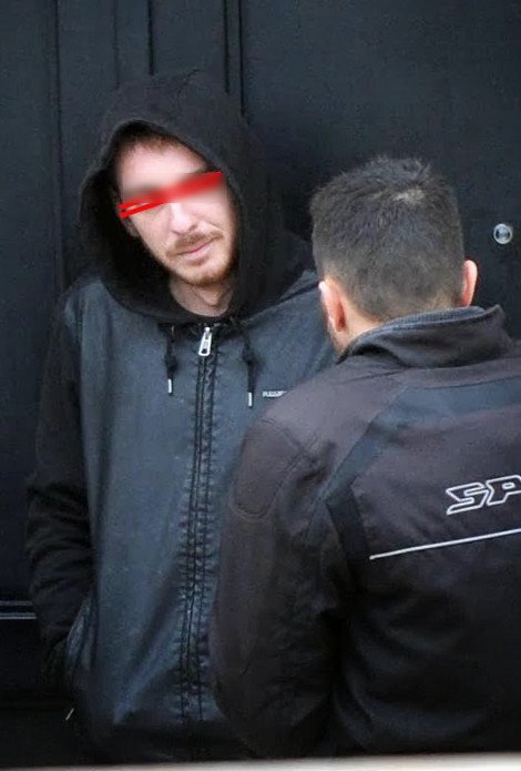 Ο 25χρονος που ήθελε να ανατιναχθεί στη Θεσσαλονίκη: Το έκανα γιατί οι φίλοι μου έγιναν Χρυσαυγίτες και δεν με κάνουν παρέα [εικόνες & βίντεο] | iefimerida.gr 3