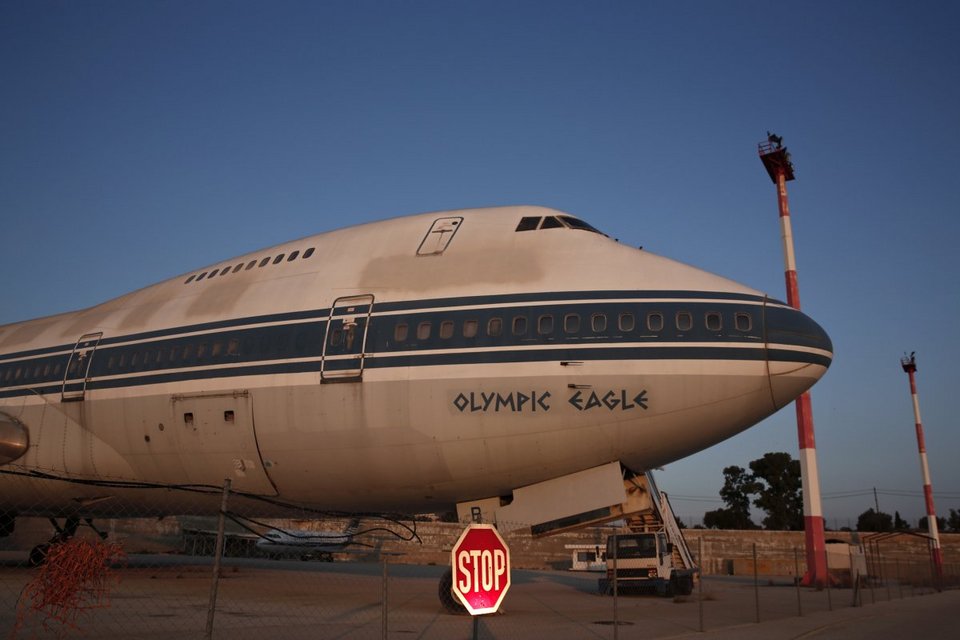 Ηταν κάποτε ένα αεροδρόμιο: Συγκλονιστικές φωτογραφίες του Business Insider από το ερειπωμένο Ελληνικό [εικόνες] | iefimerida.gr 17