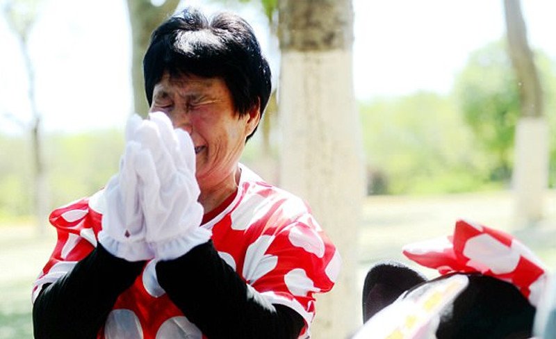 Η πιο θλιμμένη Μίνι Μάους του κόσμου -Η συγκλονιστική ιστορία της [εικόνες] | iefimerida.gr 3