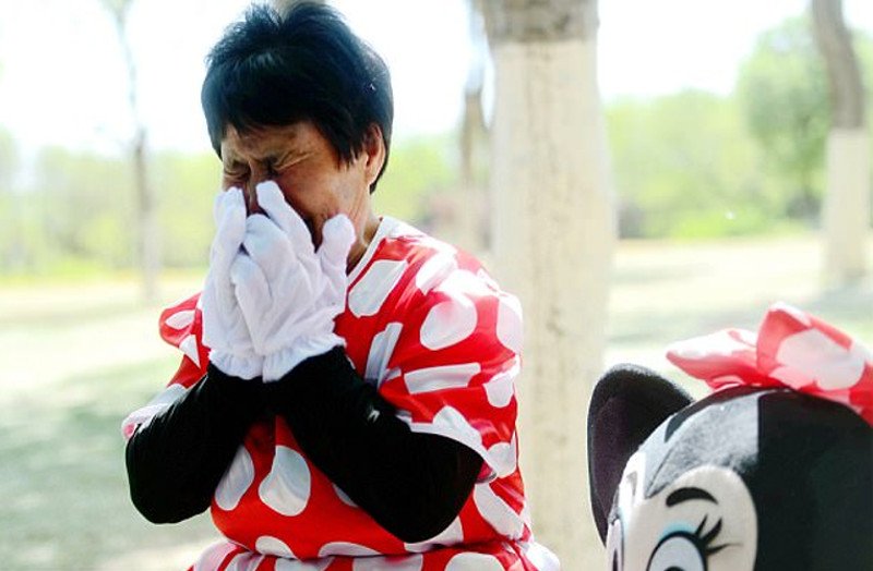 Η πιο θλιμμένη Μίνι Μάους του κόσμου -Η συγκλονιστική ιστορία της [εικόνες] | iefimerida.gr 4