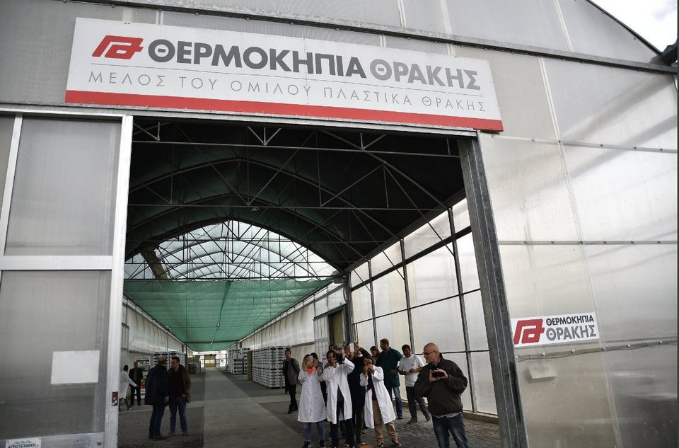 Ο Τσίπρας στα Πλαστικά Θράκης και τα θερμοκήπια της περιοχής [εικόνες]  | iefimerida.gr 1