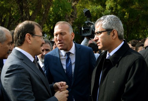 Προκλητικός Τσαβούσογλου από τη Θράκη -Μίλησε για «τουρκική» μειονότητα [εικόνες & βίντεο] | iefimerida.gr 2