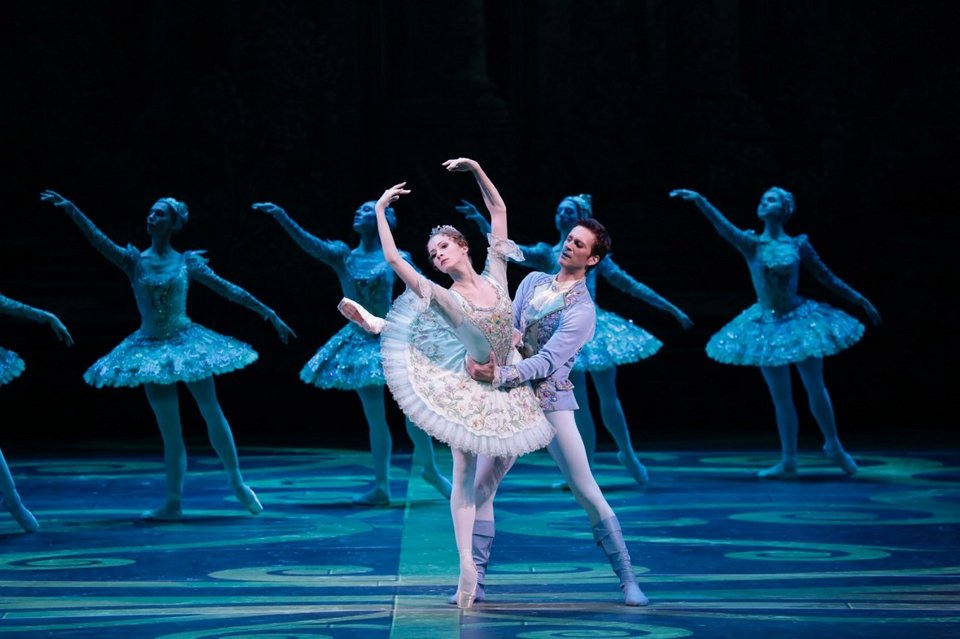 Τα διασημότερα ζευγάρια χορού των θεάτρων Μπολσόι και Μαριίνσκι στο Μέγαρο [πρόγραμμα]   | iefimerida.gr 1