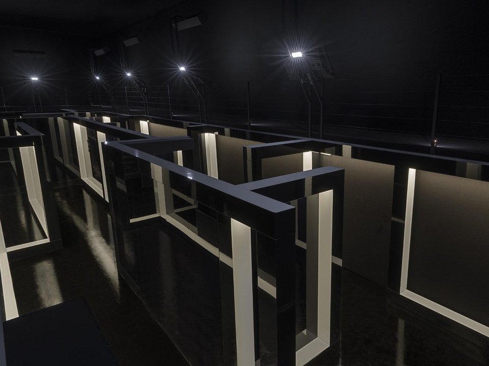 Στο ΕΜΣΤ το ελληνικό έργο της Μπιενάλε στη Βενετία: Μία εγκατάσταση-λαβύρινθος [εικόνες] | iefimerida.gr 3