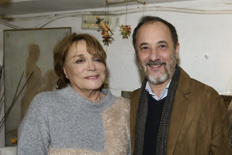 Στην πρεμιέρα της Μπέττυς Αρβανίτη ο Κώστας και η Δάφνη Σημίτη [εικόνες] | iefimerida.gr 1