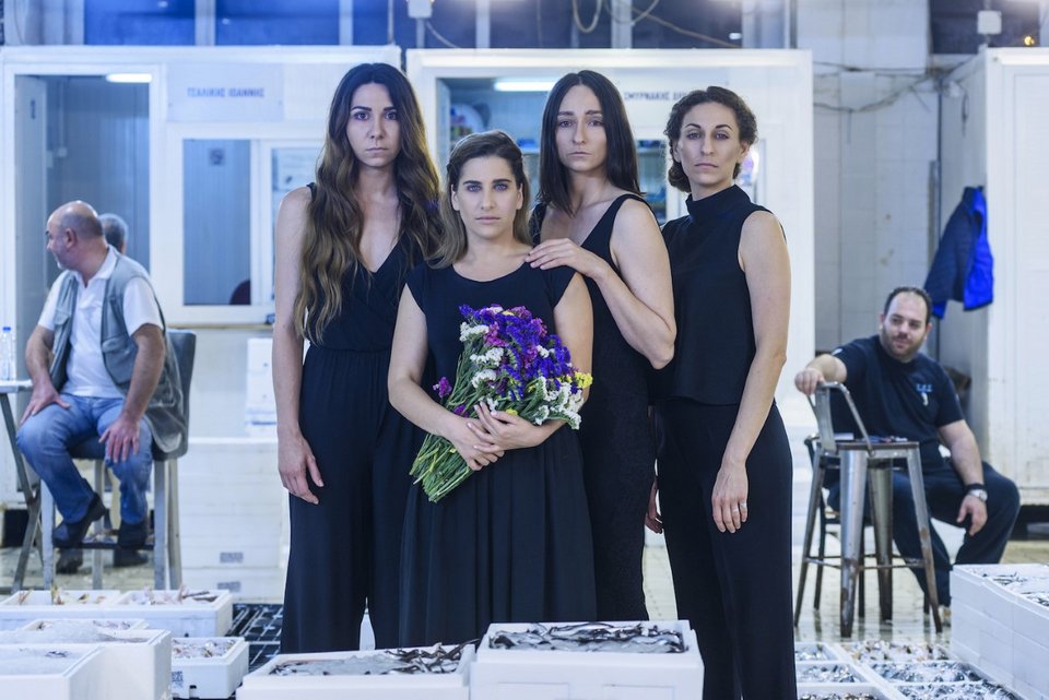 Παράσταση με προσευχές από όλο τον κόσμο στην Ιχθυόσκαλα στο Κερατσίνι [πρόγραμμα] | iefimerida.gr 0