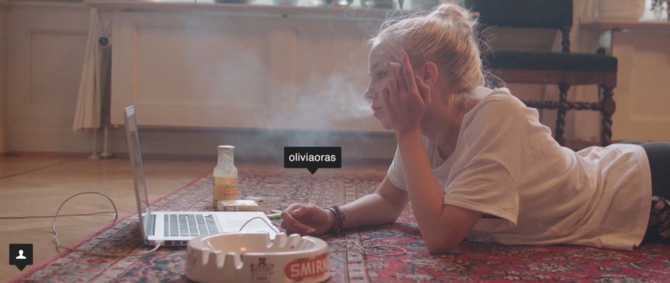 Στο Μπενάκη η καθημερινότητα της 16άχρονης Φινλανδής σταρ του instagram, Ολίβια Oρας [βίντεο] | iefimerida.gr 0