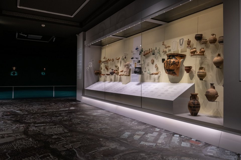 Το καινοτόμο πάτωμα των αναδυόμενων πόλεων μέσω της Google Earth υλοποιήθηκε από το γραφείο Αris Zambikos-GR405 architects