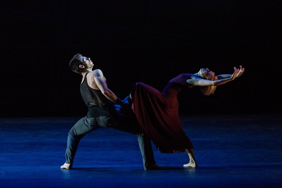 Για τον Νάτσο Ντουάτο, αφετηρία για να δημιουργήσει το Herrumbre υπήρξε μια φωτογραφία από τις φυλακές του Γκουαντάναμο που δείχνει τους φυλακισμένους πεσμένους στο έδαφος σαν ζώα