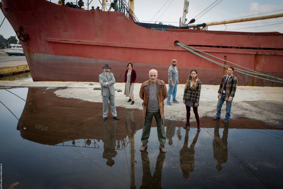 Το «Ψηλά από τη γέφυρα» του Αρθουρ Μίλλερ στο Εθνικό -Οι πρώτες φωτογραφίες [εικόνες] | iefimerida.gr 2