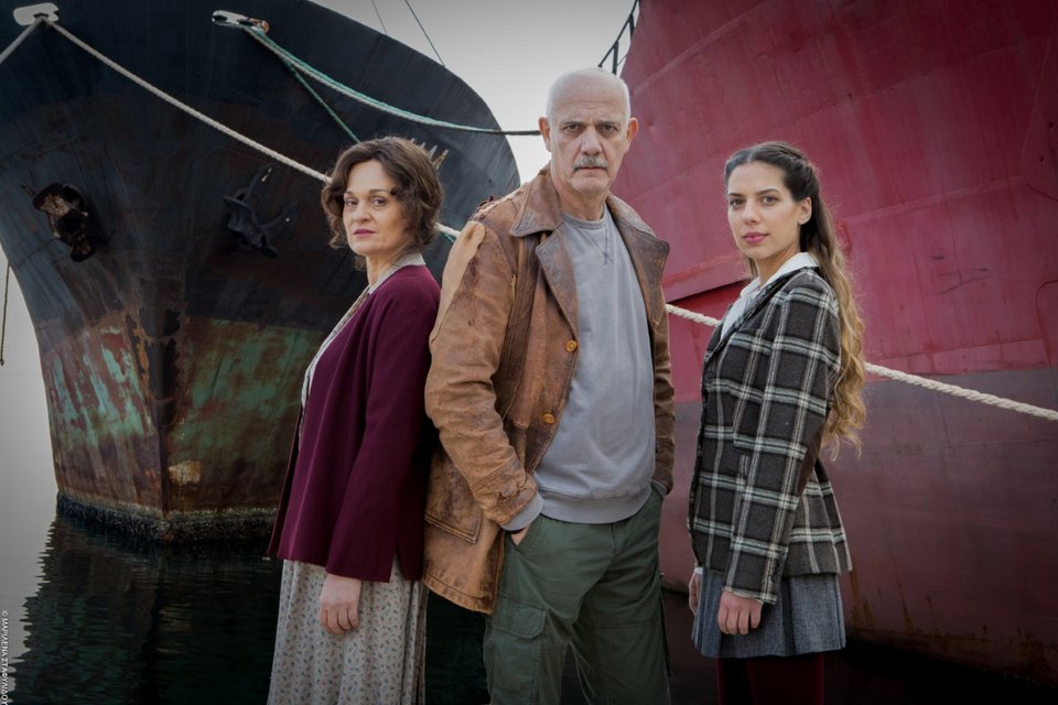 Το «Ψηλά από τη γέφυρα» του Αρθουρ Μίλλερ στο Εθνικό -Οι πρώτες φωτογραφίες [εικόνες] | iefimerida.gr 1