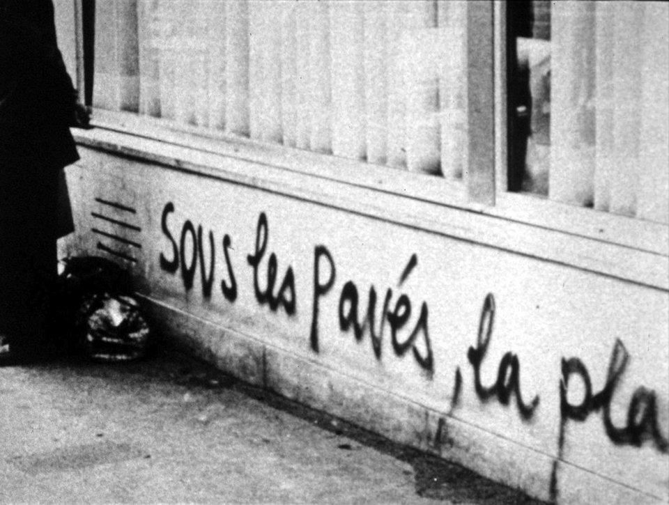 Η εξέγερση στη Γαλλία και η Ανοιξη της Πράγας -Μηνύματα, μαρτυρίες, όνειρα του 1968 [εικόνες] | iefimerida.gr 0