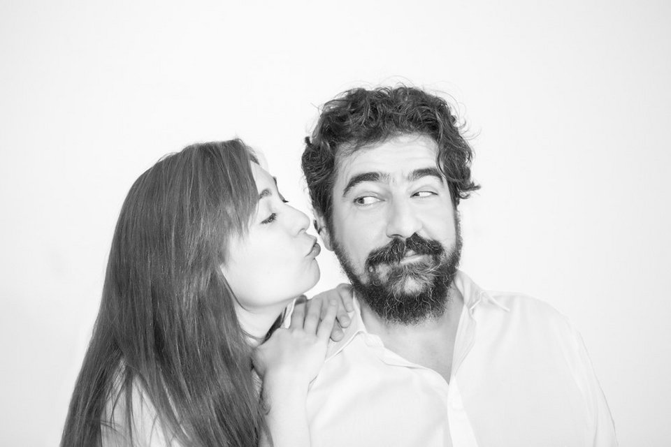 Η συναισθηματική κωμωδία του Ντέϊβίντ Έλντριτζ σάρωσε στο θεατρικό βρετανικό box-office αποσπώντας διθυραμβικές κριτικές