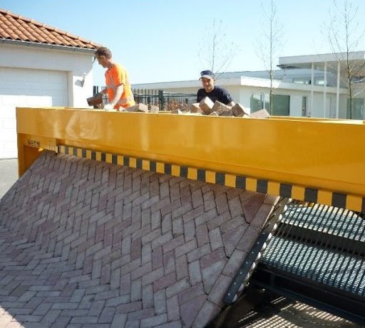 Το μηχάνημα που... τυπώνει δρόμους [εικόνες&βίντεο] | iefimerida.gr 4