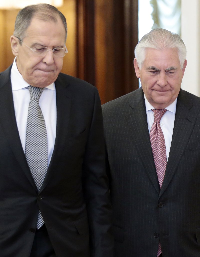 Στη Μόσχα ο Αμερικανός ΥΠΕΞ: Θα ζητήσει να σταματήσει η στήριξη προς τον Ασαντ [εικόνες & βίντεο] | iefimerida.gr 0