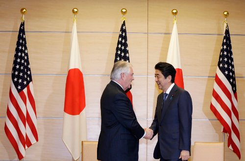 Στην Ιαπωνία ο ΥΠΕΞ των ΗΠΑ -Συναντήθηκε με τον Αμπε [εικόνες] | iefimerida.gr 4