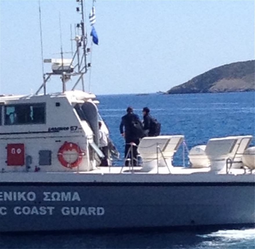 Φωτογραφίες: Ο Τσίπρας οικογενειακώς πηγαίνει με σκάφος του λιμενικού στην Τήλο | iefimerida.gr 1