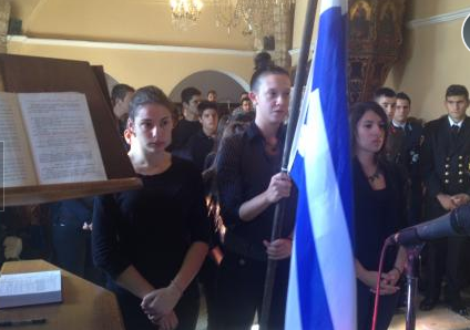 Δύο μαθήτριες από την ακριτική Τήλο γράφουν τι σημαίνει 28η Οκτωβρίου γι'αυτές  [εικόνες] | iefimerida.gr 0