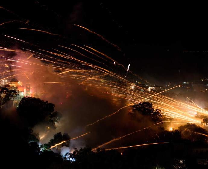 Αφιέρωμα Time στο Βροντάδο Χίου: Το πιο σουρεαλιστικό Πάσχα στον κόσμο [εικόνες] | iefimerida.gr 3