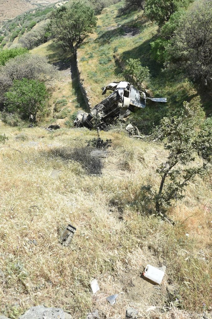 Ενας πατέρας δύο παιδιών και ένας 48χρονος, τα θύματα του δυστυχήματος με το απορριμματοφόρο στην Τήνο [εικόνες] | iefimerida.gr 4