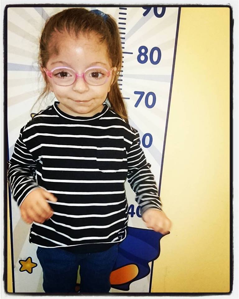 Το πιο μικροσκοπικό κορίτσι -Μικρότερη και από μια κούκλα, τετράχρονη στην Αυστραλία [εικόνες] | iefimerida.gr 2