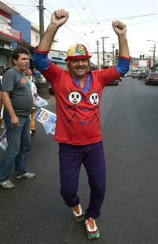 Σαρωτική εκλογή του κλόουν Τιριρίκα στις εκλογές της Βραζιλίας [εικόνες] | iefimerida.gr 5