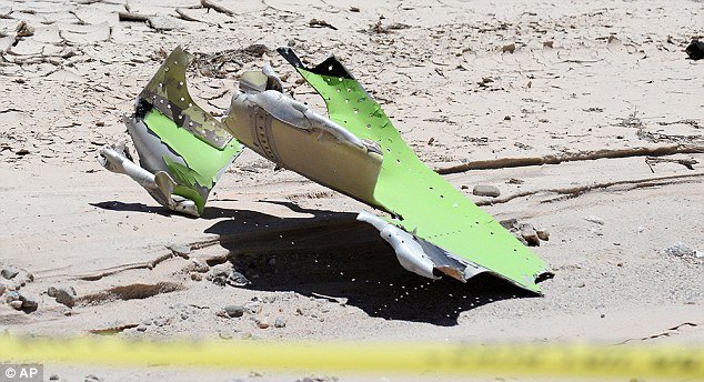 Σκοτώθηκε σε αεροπορικό ο συνθέτης του σάουντρακ του «Τιτανικού» [εικόνες & βίντεο] | iefimerida.gr 0