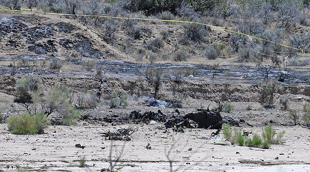 Σκοτώθηκε σε αεροπορικό ο συνθέτης του σάουντρακ του «Τιτανικού» [εικόνες & βίντεο] | iefimerida.gr 1