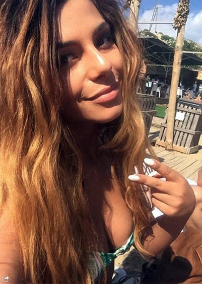 H Ελευθερία Ελευθερίου βουτά τόπλες  [εικόνες]  | iefimerida.gr 2