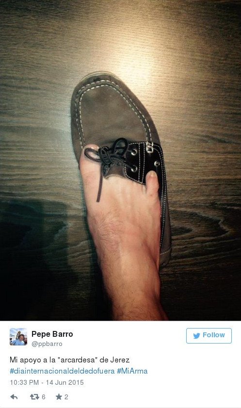 Η στιλιστική γκάφα που έγινε viral - Η δήμαρχος με τα δάχτυλα έξω από τα πέδιλα [εικόνες] | iefimerida.gr 2