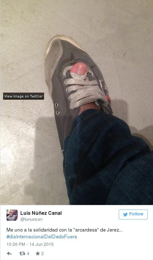 Η στιλιστική γκάφα που έγινε viral - Η δήμαρχος με τα δάχτυλα έξω από τα πέδιλα [εικόνες] | iefimerida.gr 3