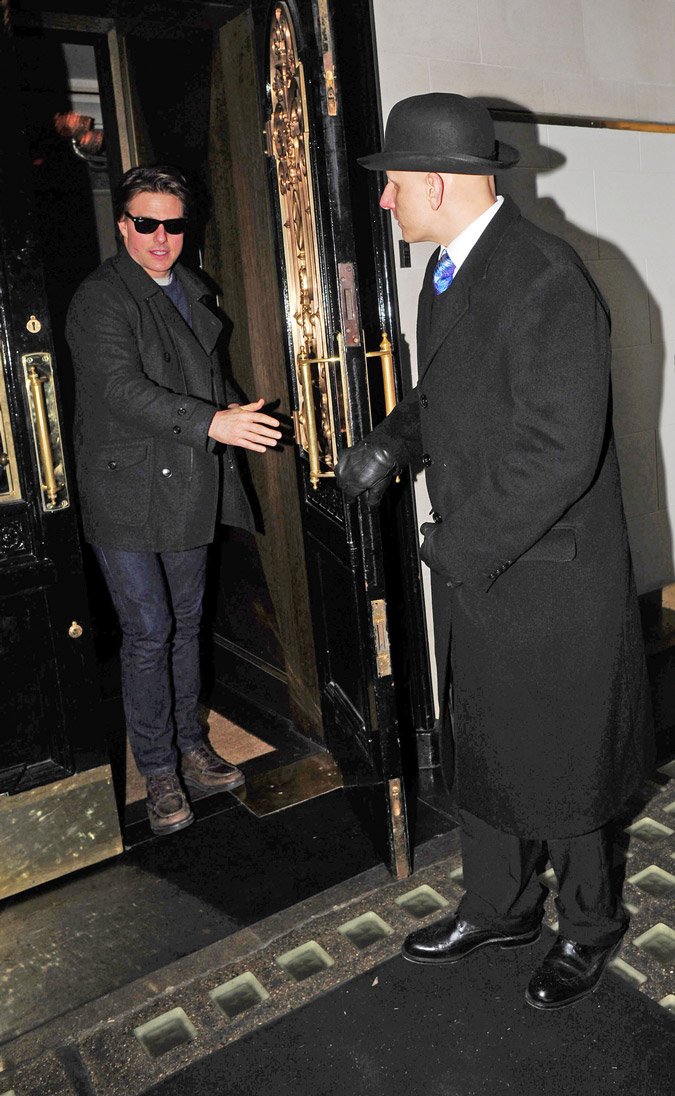 Ο Τομ Κρουζ σε ραντεβού με τις δύο ωραιότερες γυναίκες στον κόσμο [εικόνες] | iefimerida.gr 10