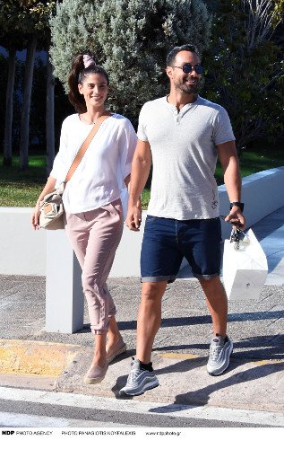 Τανιμανίδης-Μπόμπα πιασμένοι χεράκι-χεράκι πήγαν για ψώνια [εικόνες] | iefimerida.gr 3