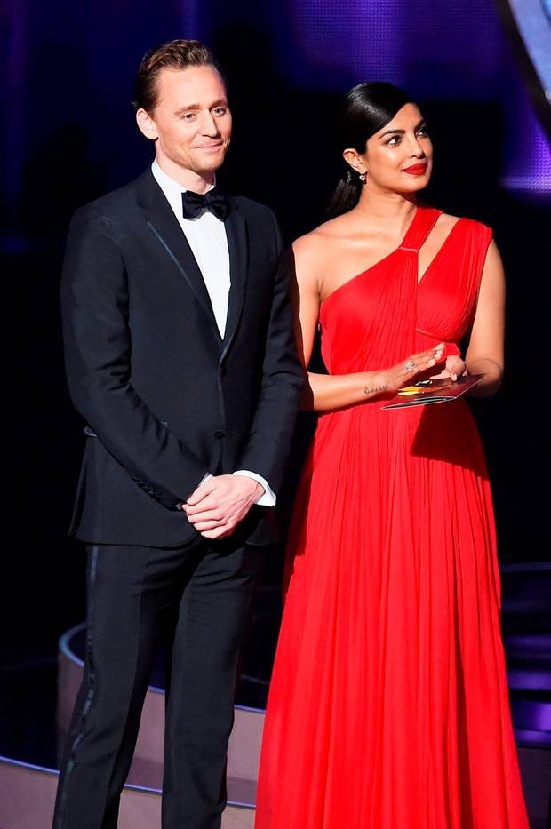 Ο Tom Hiddleston βρήκε νέο έρωτα: Την  Priyanka Chopra [εικόνες] | iefimerida.gr 5