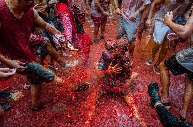 La Tomatina: Ο μεγαλύτερος ντοματοπόλεμος στον κόσμο ξεπέρασε φέτος κάθε προηγούμενο [εικόνες]   | iefimerida.gr 4