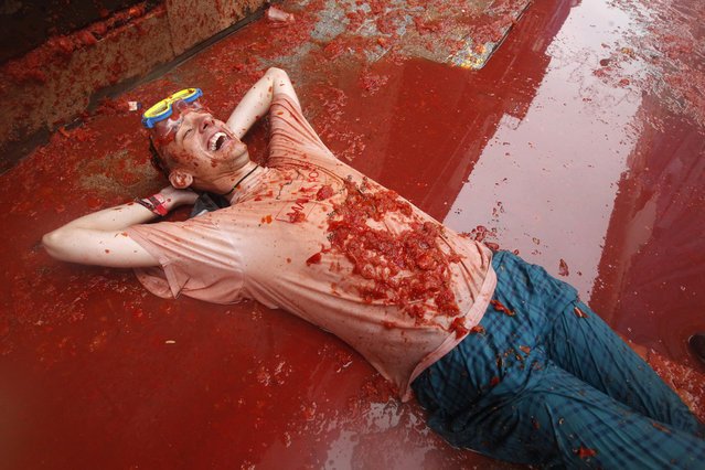 La Tomatina: Ο μεγαλύτερος ντοματοπόλεμος στον κόσμο ξεπέρασε φέτος κάθε προηγούμενο [εικόνες]   | iefimerida.gr 7