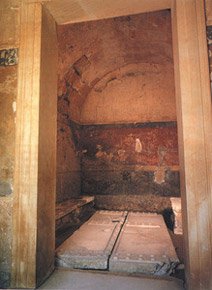 Το παράδοξο της Αμφίπολης: Είναι ο μόνος επώνυμος τάφος με πολλά δωμάτια [εικόνες] | iefimerida.gr 6