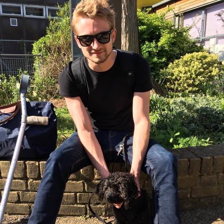 Ο γιος του Τζέρεμι Κόρμπιν προκάλεσε φρενίτιδα στα social media -Μοιάζει με ηθοποιό του Χόλιγουντ [εικόνες] | iefimerida.gr 1