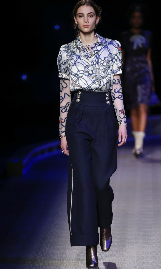 Η νέα συλλογή Tommy Hilfiger είναι απλά συναρπαστική -Το σόου με καπατένισσα την Τζίτζι Χαντίντ [εικόνες] | iefimerida.gr 27