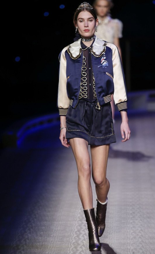 Η νέα συλλογή Tommy Hilfiger είναι απλά συναρπαστική -Το σόου με καπατένισσα την Τζίτζι Χαντίντ [εικόνες] | iefimerida.gr 7