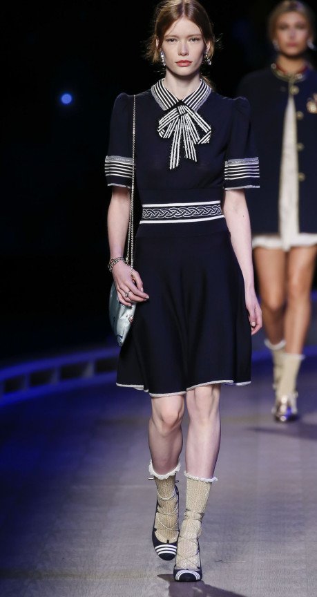 Η νέα συλλογή Tommy Hilfiger είναι απλά συναρπαστική -Το σόου με καπατένισσα την Τζίτζι Χαντίντ [εικόνες] | iefimerida.gr 8